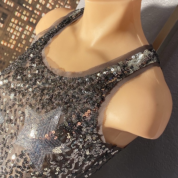 LIPSTICK - tank: black mesh semi-sheer racerback w silver sequins & stars - L - Picture 12 of 16